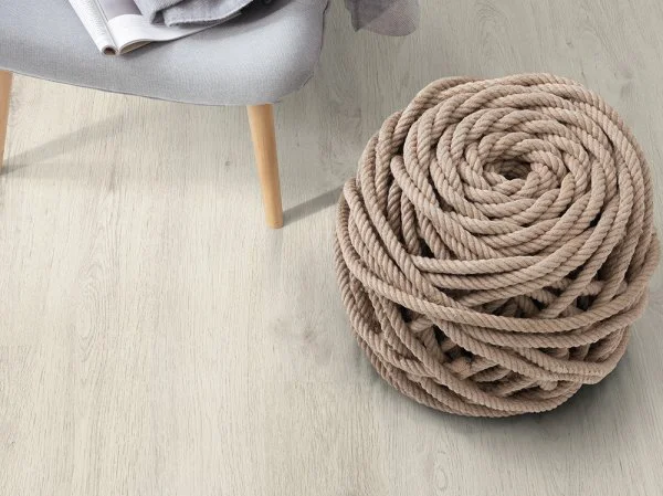 Ламинат Egger PRO 8/33 4V Дуб Кортина белый EPL034 в Дзержинске